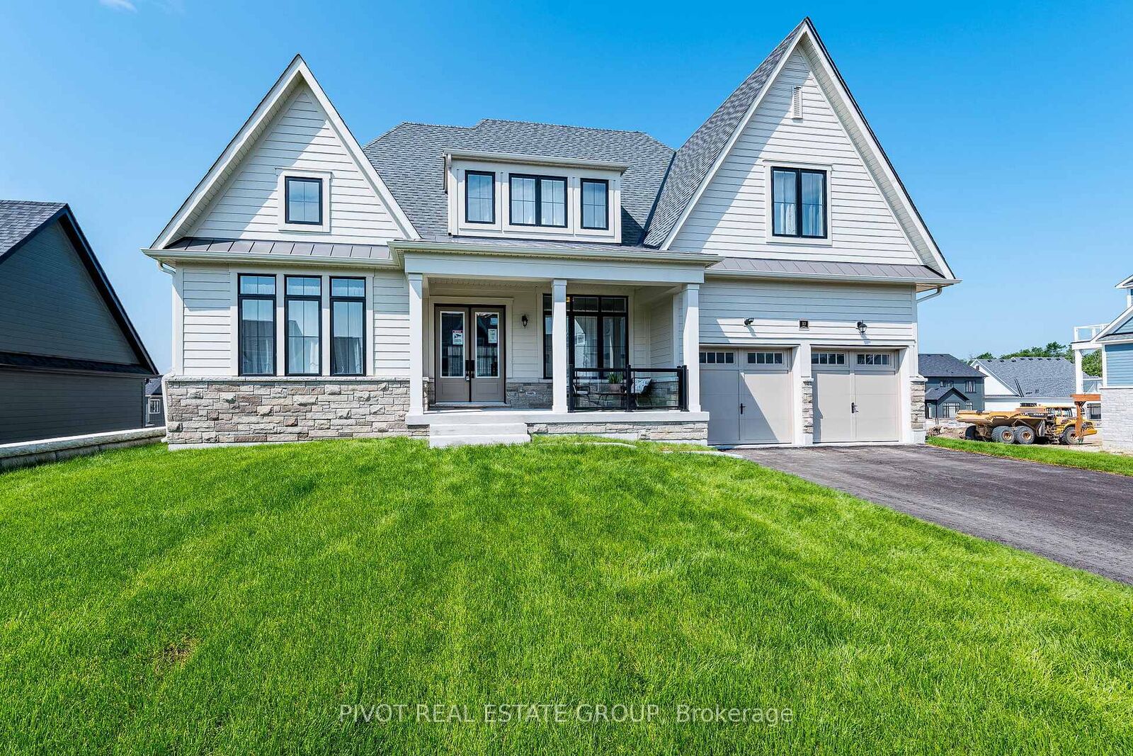 Property Photo: 10 Herbert Avenue ON L0L 2L0