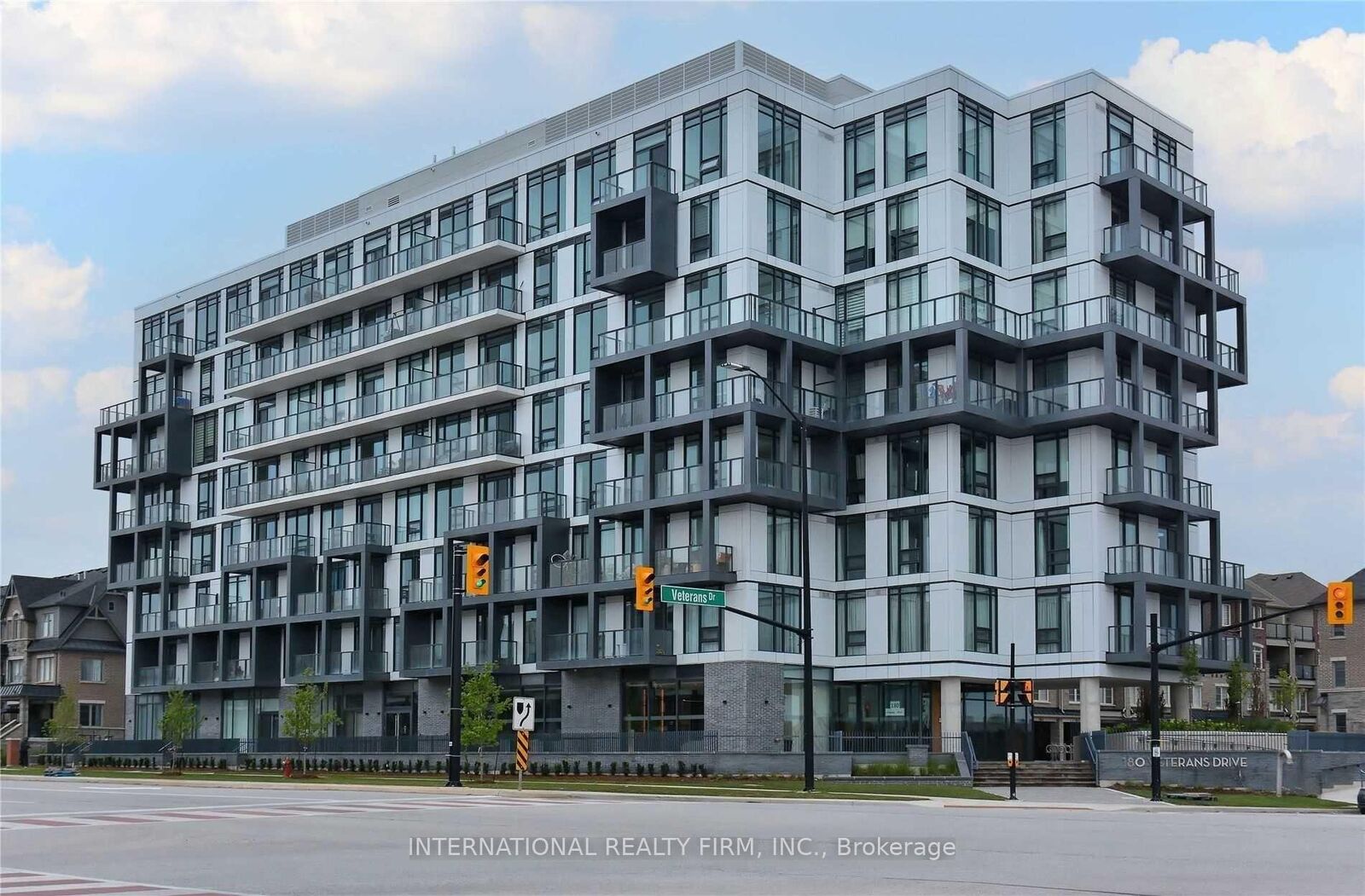 Property Photo: 180 Veterans Drive 303 ON L7A 5G7