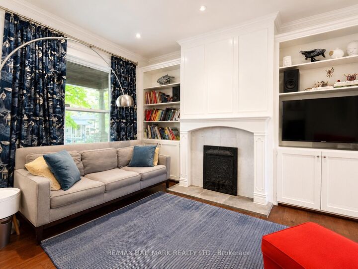 Property Photo:  118 Galt Avenue  ON M4M 2Z3 