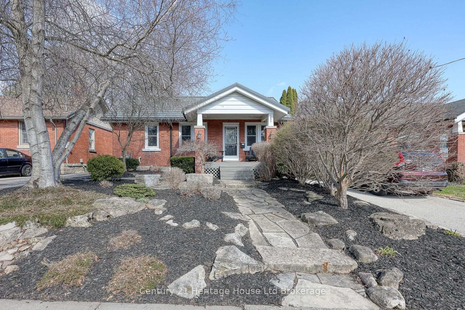 Property Photo:  258 Graham Street  ON N4S 6K7 
