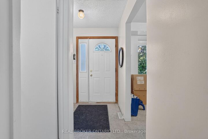 Property Photo:  2079 The Collegeway Drive 57  ON L5L 3M1 