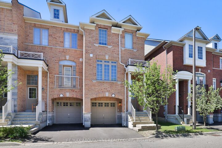 Property Photo:  7214 Triumph Lane  ON L5N 0C5 