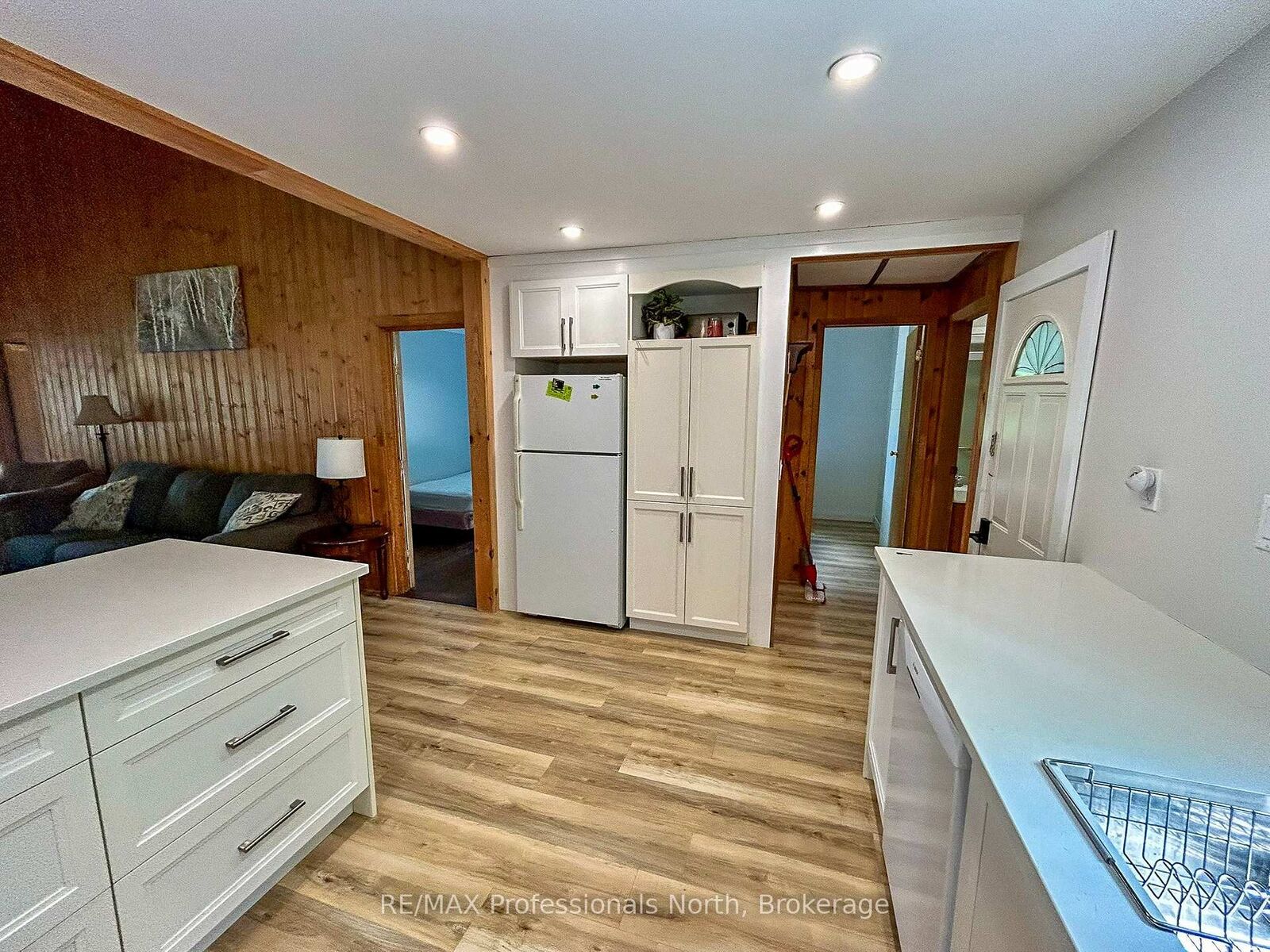 Property Photo: 1129 Comak Crescent ON K0M 1J2