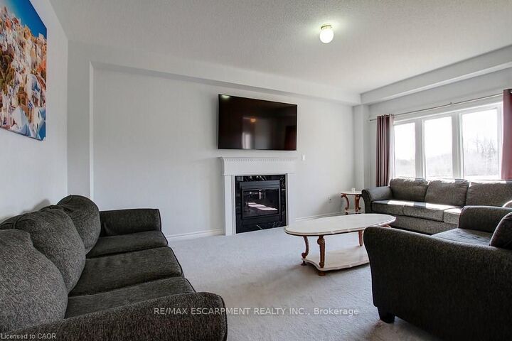 Property Photo: 175 Gold Park Gate ON L3W 0B4