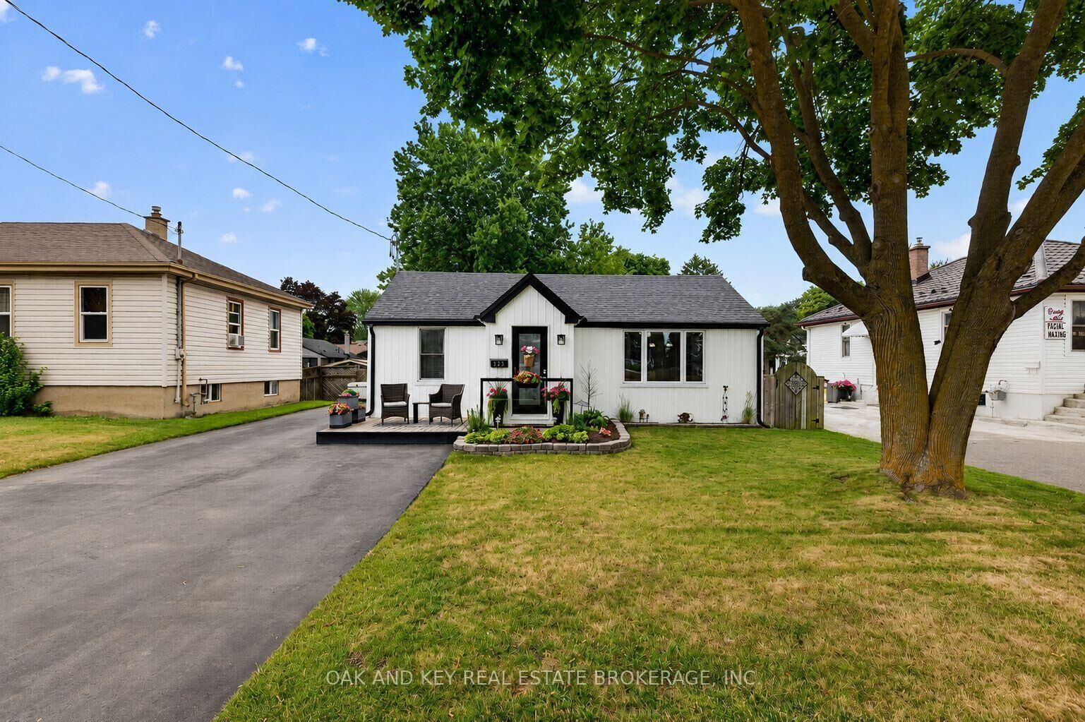 Property Photo: 323 Clarke Road ON N5W 5G3