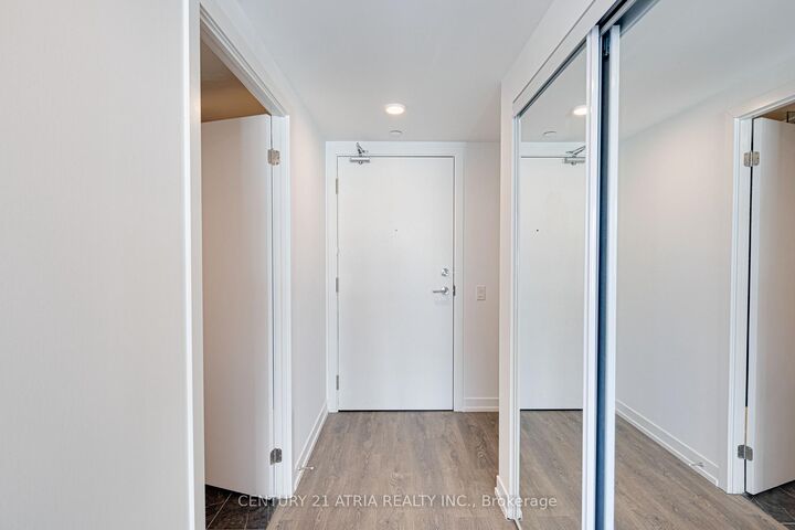 Property Photo:  82 Dalhousie Street 1915  ON M5B 0C5 