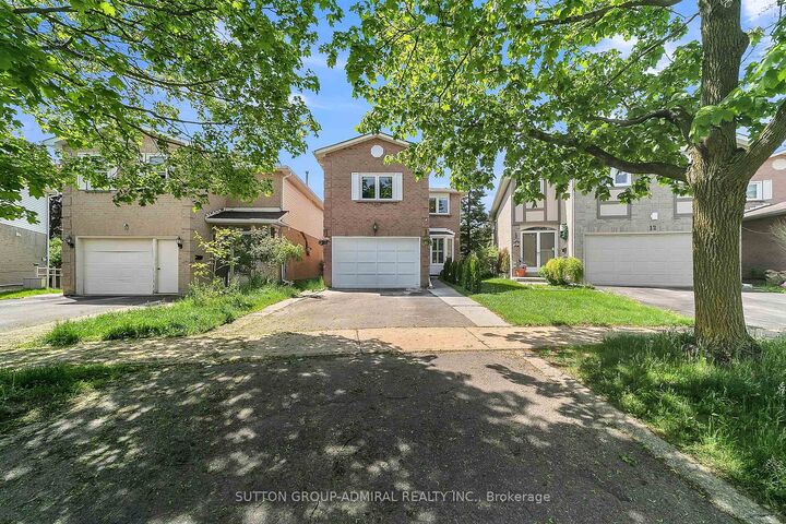 10 Park Lane Circle — photo 1