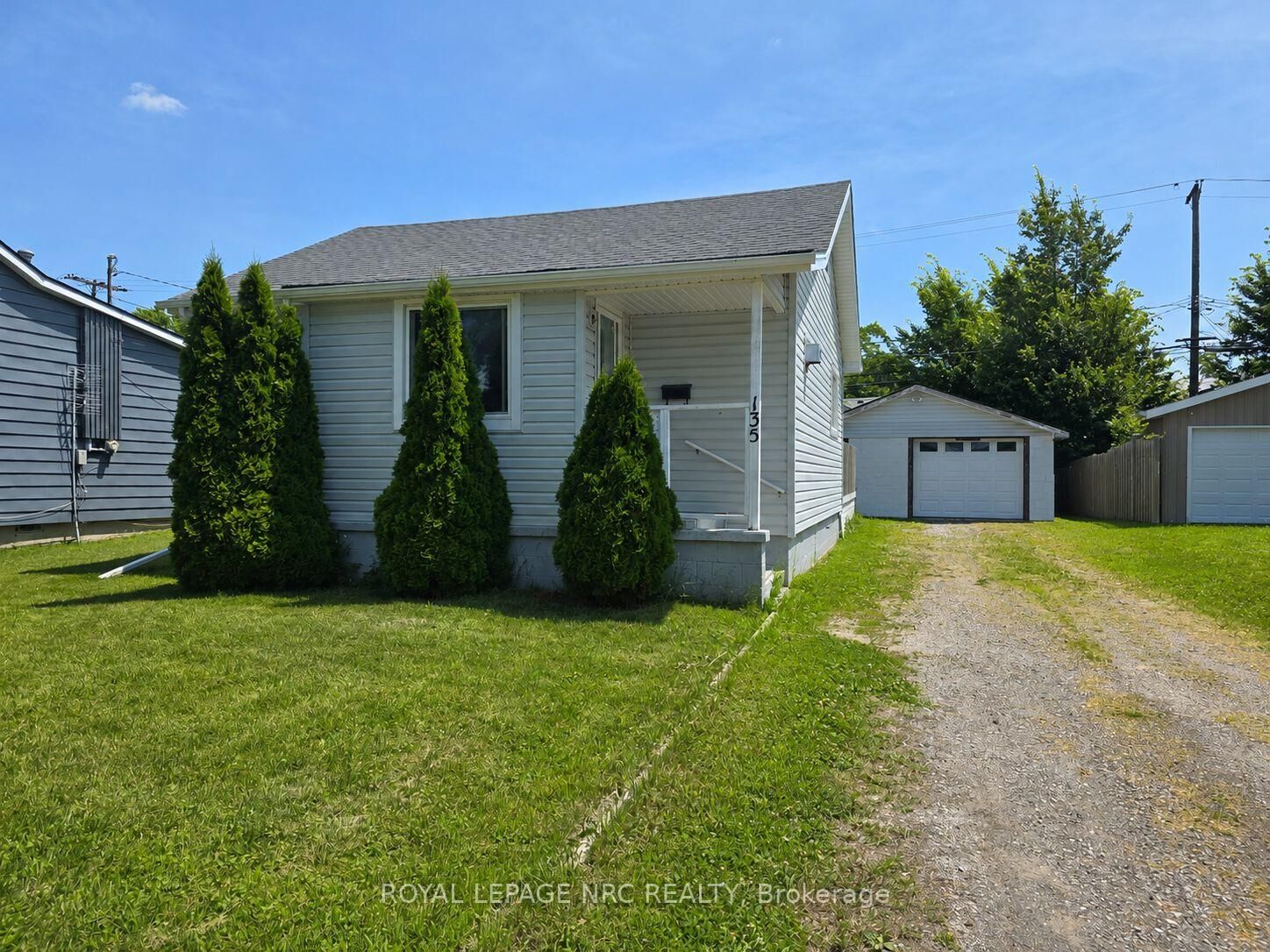 Property Photo: 135 McArthur Avenue ON L3B 2J8