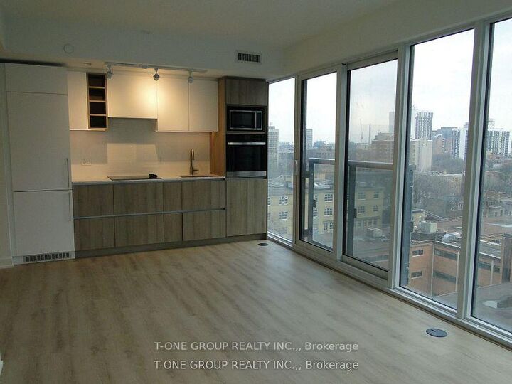 Property Photo: 319 Jarvis Street 902 ON M5B 0C8