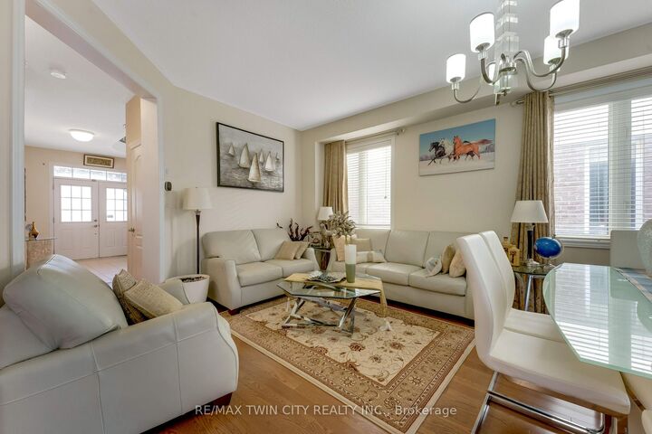 Property Photo: 667 Linden Drive ON N3H 0B6