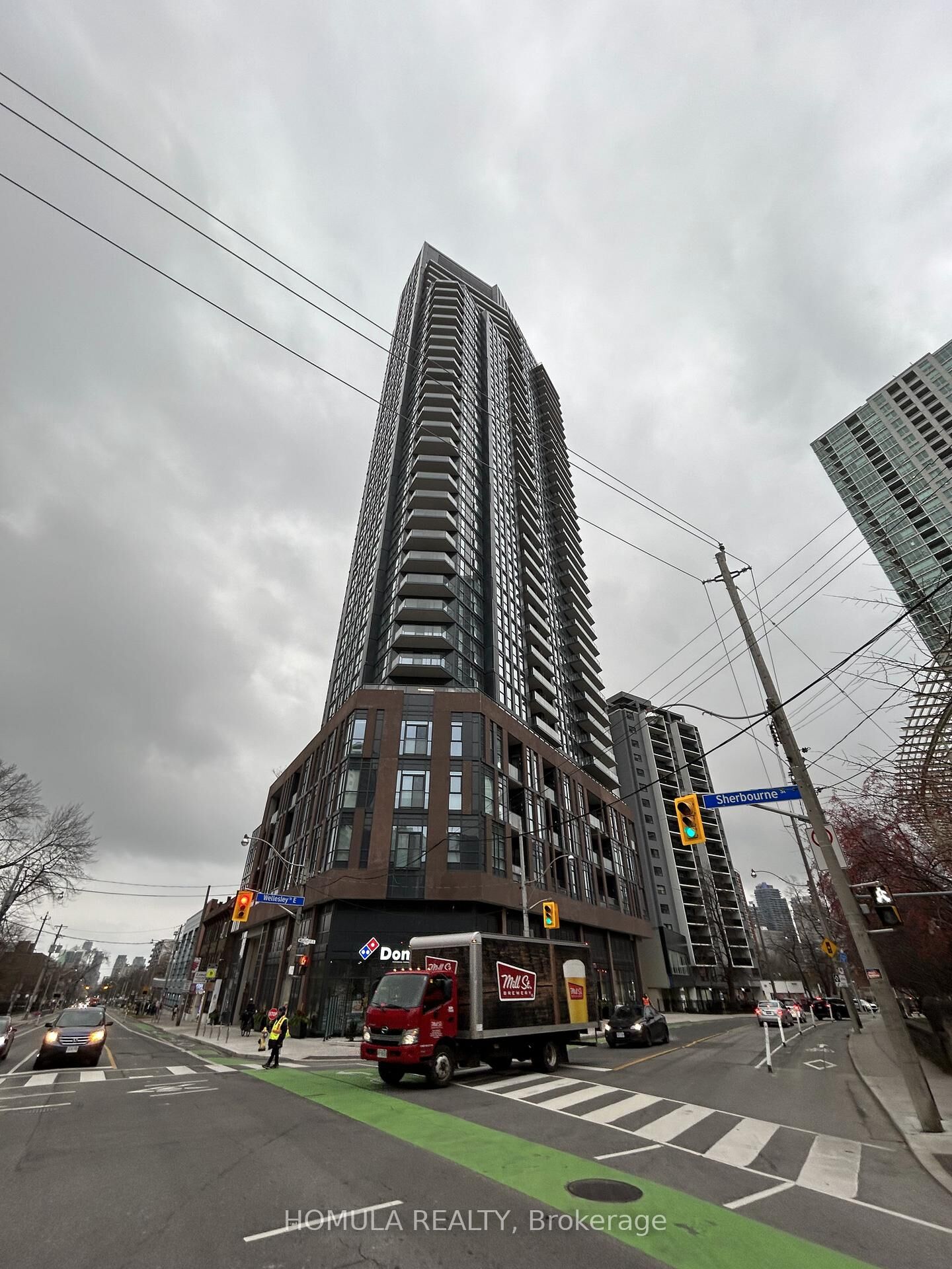 Property Photo:  159 Wellesley Street E 303  ON M4Y 0H5 