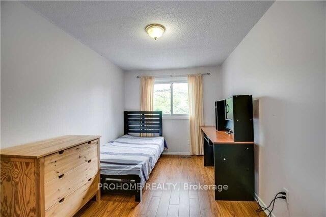 Property Photo: 53 Thatchers Mill Way ON L3P 3T2