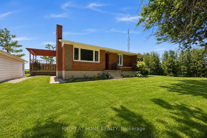 Property Photo:  1933 Plank Road  ON N7T 7H5 