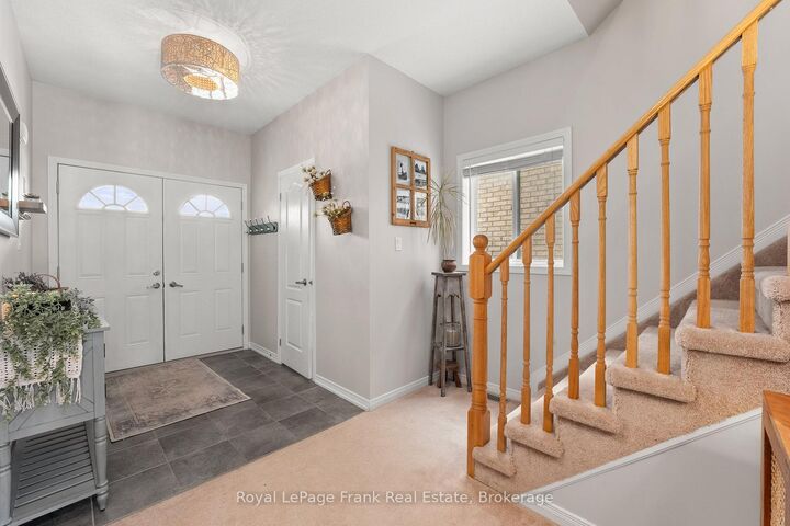 Property Photo:  2086 Galloway Street  ON L9S 4B7 