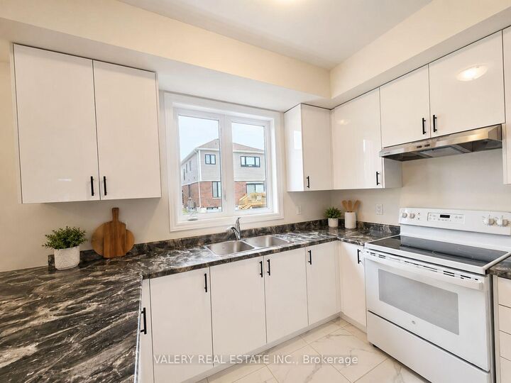 Photo de la propriété:  22 Hylton Drive  ON L9S 2Z8 