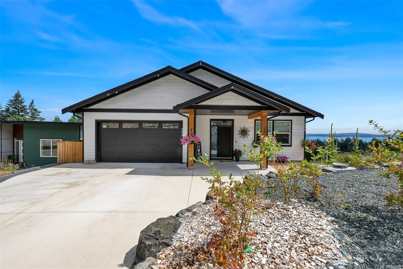 Property Photo: 399 Thetis Dr BC V9G 1V9