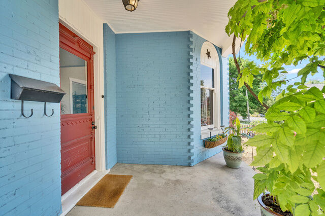 Property Photo: 848 E Sherman Ave S UT 84105