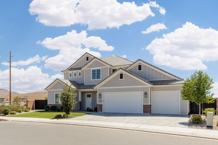 Property Photo: 472 S Beck Dr UT 84780