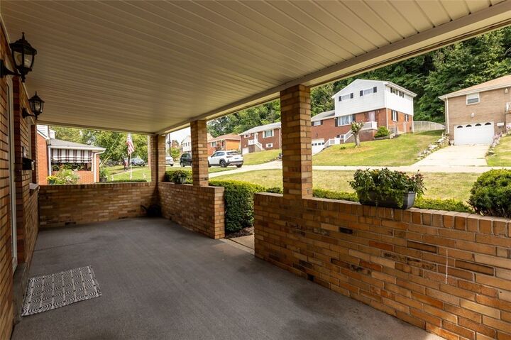 Property Photo:  1397 Pesavento Drive  PA 15017 