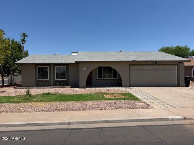 Property Photo:  3033 S Longmore --  AZ 85202 