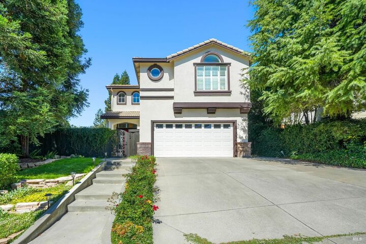 Property Photo: 1056 Woodcrest Court CA 95688