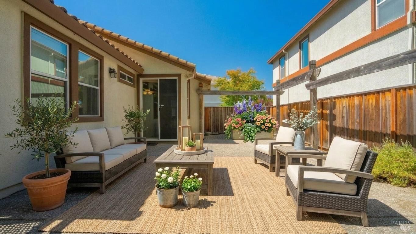 Property Photo:  509 Clearwater Oak Court  CA 94534 