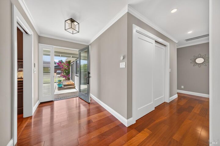 Property Photo:  18 Devonshire Drive  CA 94947 