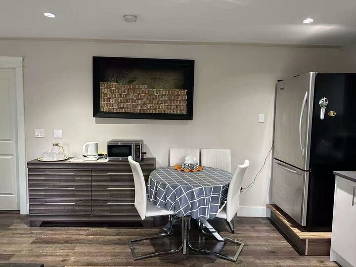 Property Photo:  900 Corona Crescent  BC V3J 6Y9 