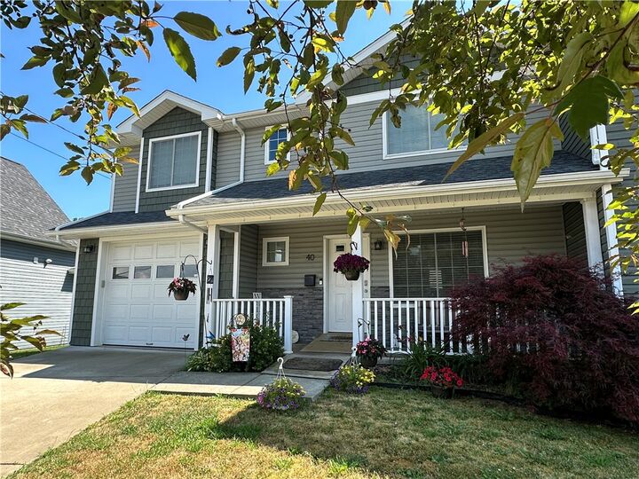 Property Photo: 40 Elm Street PA 16701