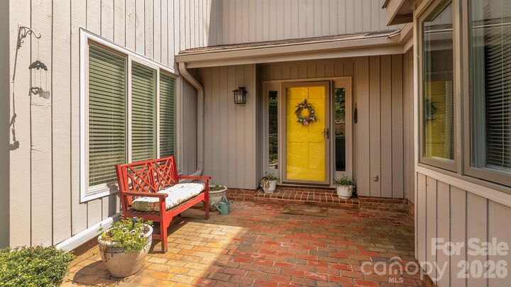 Property Photo: 5100 Gamton Court NC 28226