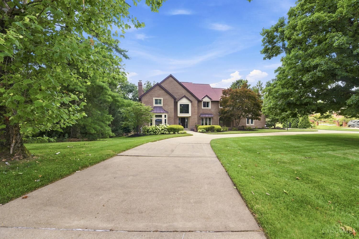 Property Photo: 401 Sunny Acres Drive OH 45255