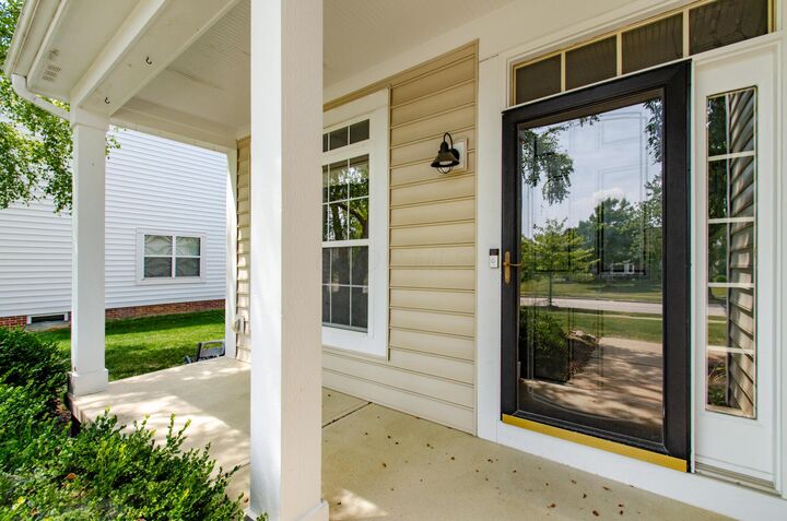 Property Photo:  4401 Kathryns Way  OH 43026 