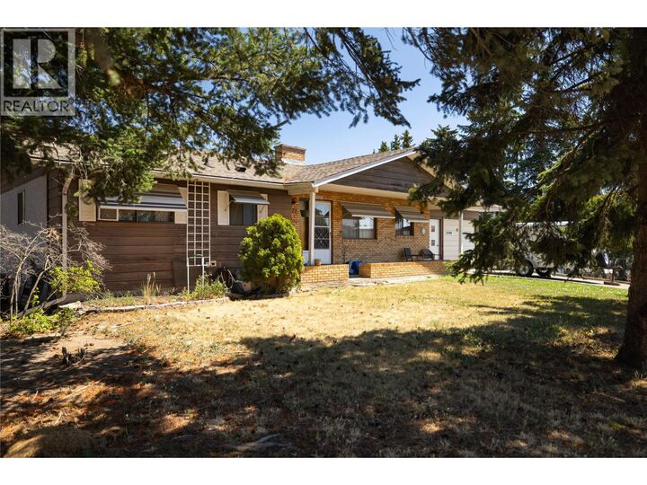 2271 Francis Street — photo 1