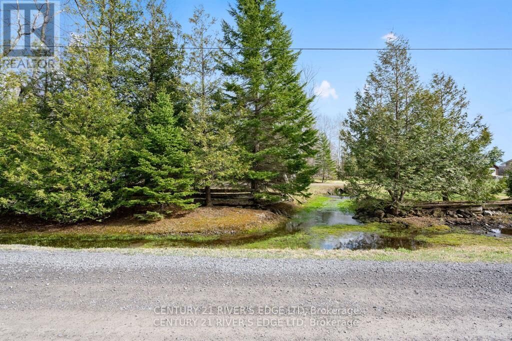 Property Photo:  308 Forbes Road  ON K0G 1N0 