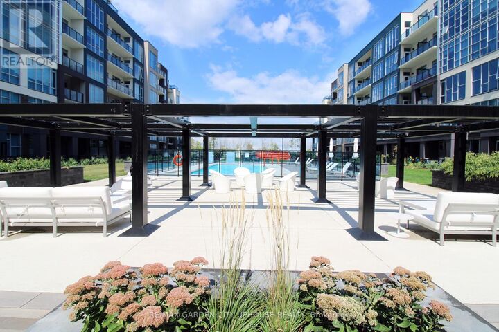 Property Photo: 16 Concord Place 336 ON L3M 0J1