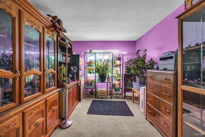 Property Photo: 10620 150 Street 1202 BC V3R 7S1