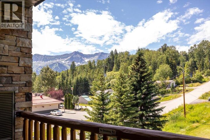 Property Photo: 1500 McDonald Avenue 302 BC V0B 1M3