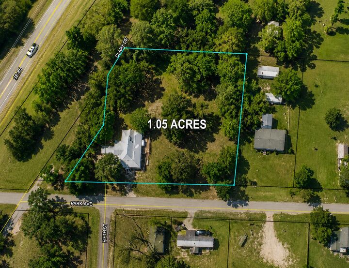 Property Photo:  8127 5th Street  FL 32567 