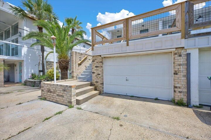 Property Photo:  415 Gulf Shore Drive 17  FL 32541 