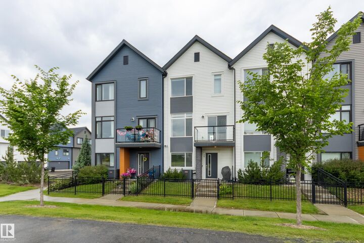 Property Photo: 1010 Rabbit Hill Road SW 75 AB T6W 1A4