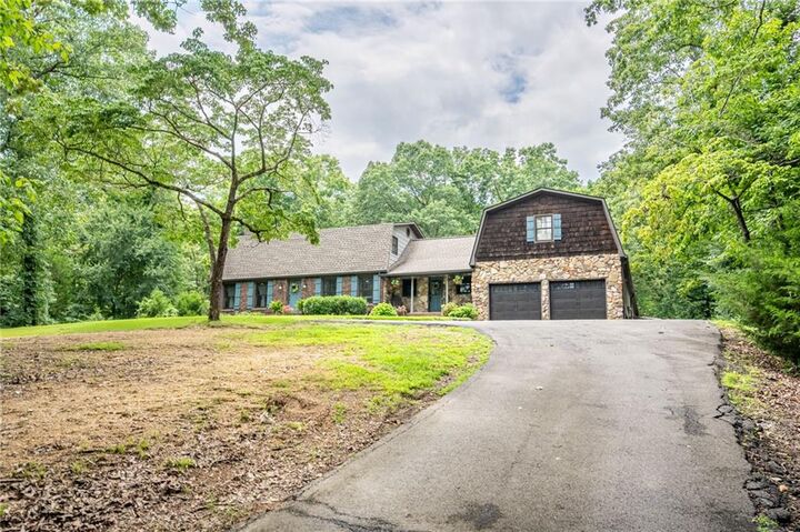 Property Photo:  400 Race Horse Drive  GA 30747 