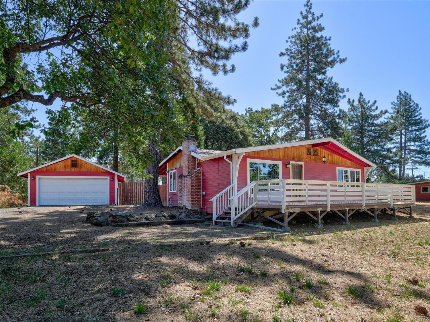 Property Photo:  35975 Road 222  CA 93669 