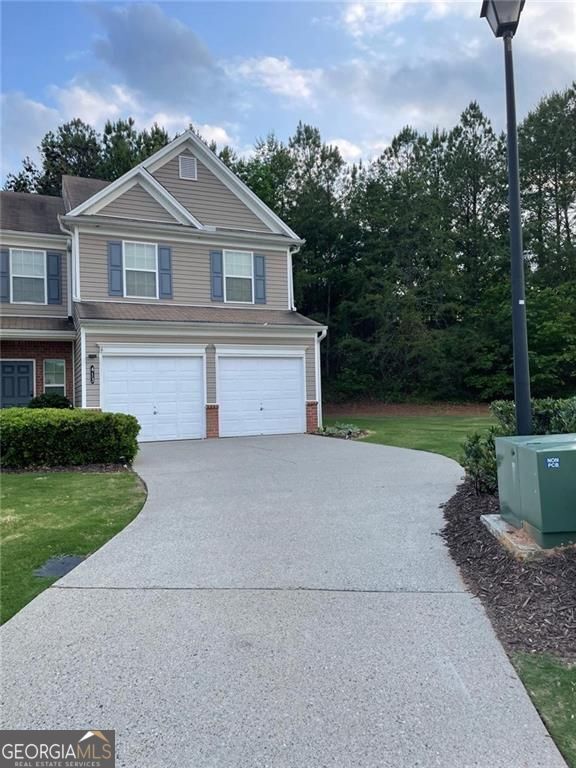 Property Photo:  413 Windstone Trail  GA 30004 
