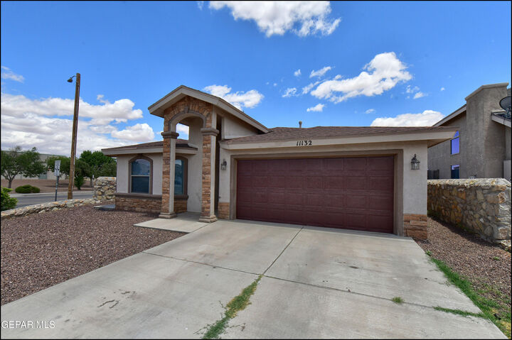 Property Photo: 11132 Bullseye Street TX 79934
