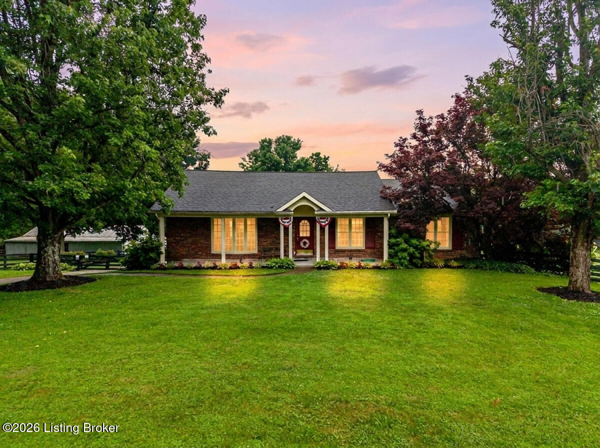 Property Photo:  574 Hinkle Ln  KY 40065 
