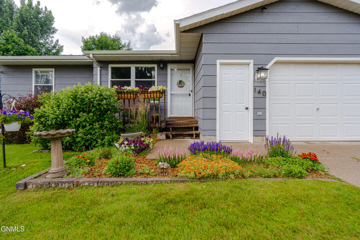 Property Photo: 140 Sturgis Loop ND 58504