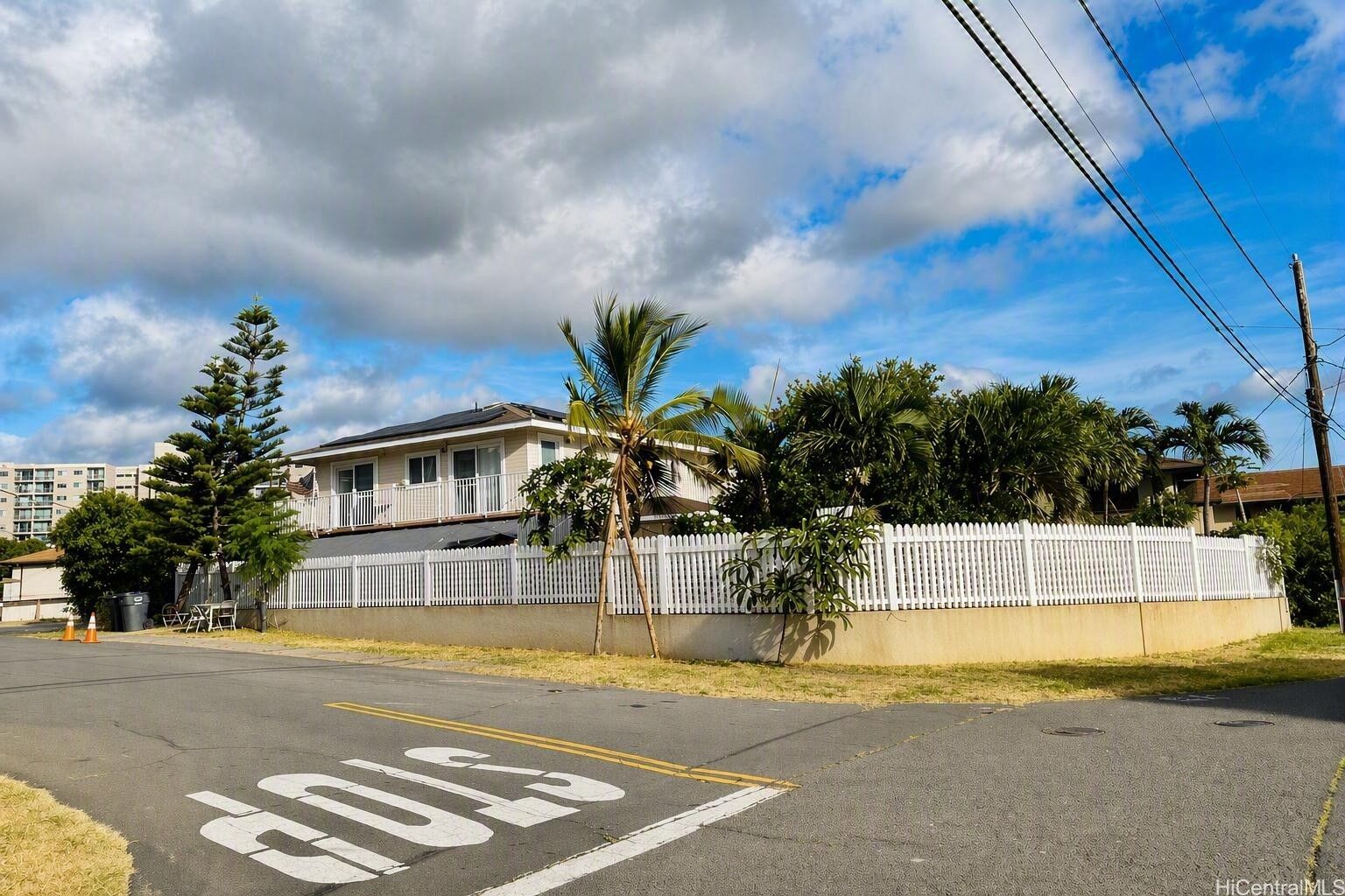 Property Photo:  94-1035 Kahuailani Street  HI 96797 