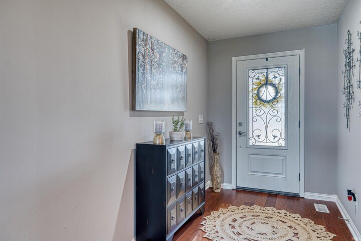 Property Photo:  9940 Arbor Lake Drive  IN 47630 