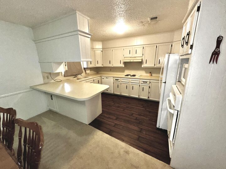 Property Photo: 119 E 27th Street TX 79339