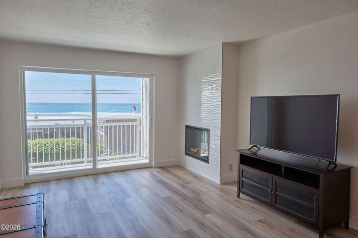 Property Photo:  1415 NW 31st Place 159  OR 97367 